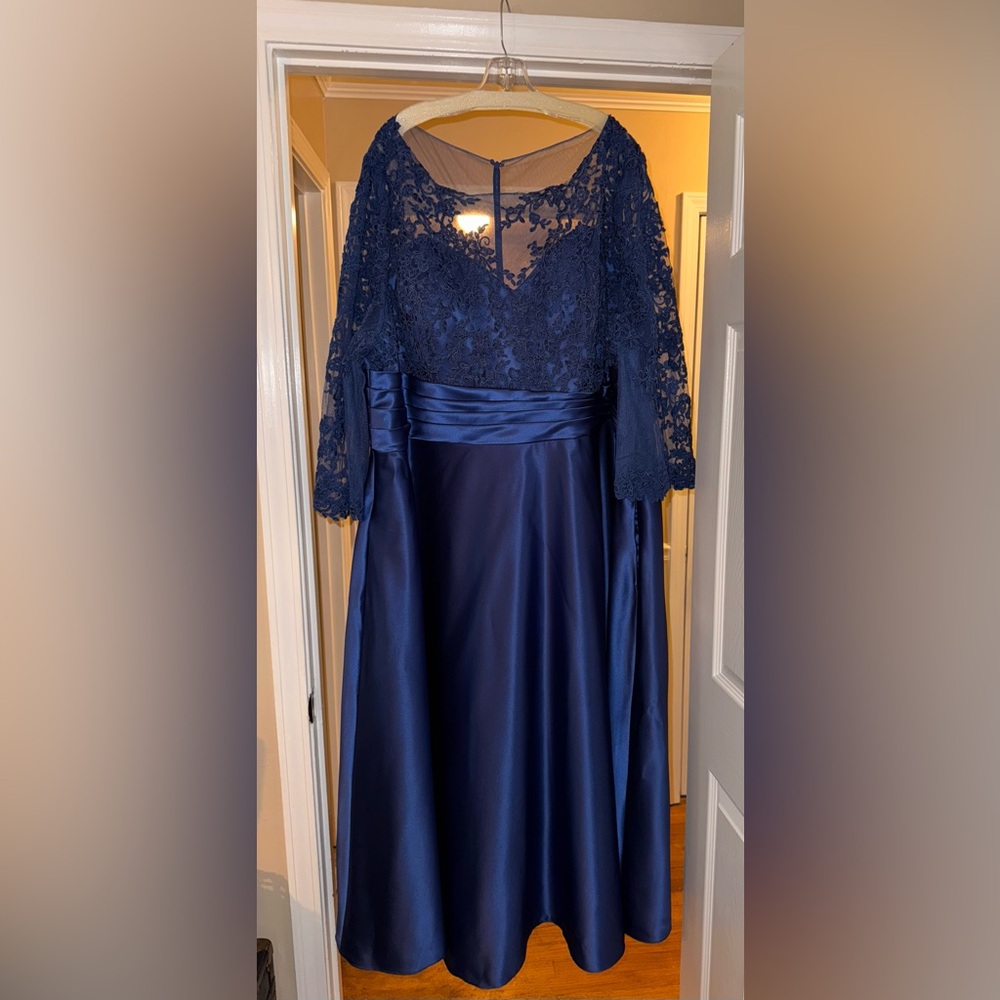 Jade by Jasmine Midnight Blue Lace Dress Women’s Size 30